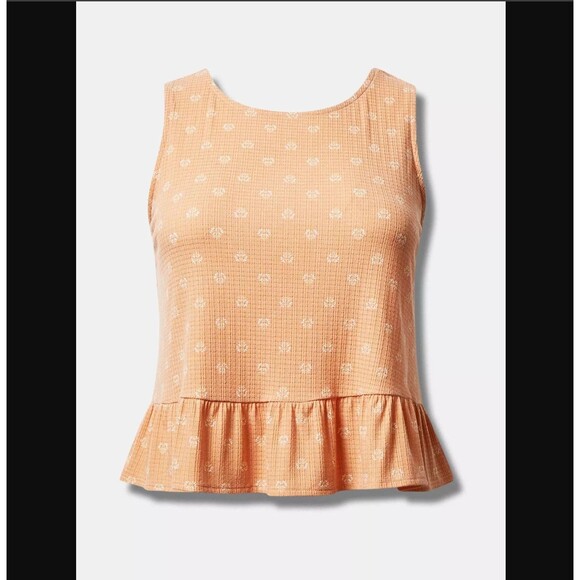 Torrid Crop Top 4X 26 Peach Floral Textured Knit Sleeveless High Neck Ruffle Hem - Picture 5 of 6